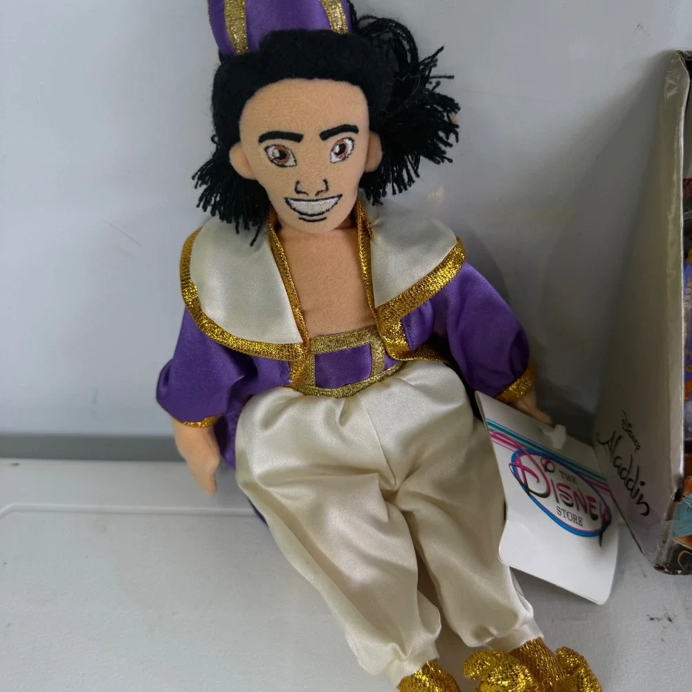 Disney Aladdin Bean Bag Plush Genie Character Made Exclusively for Disney‎ Store